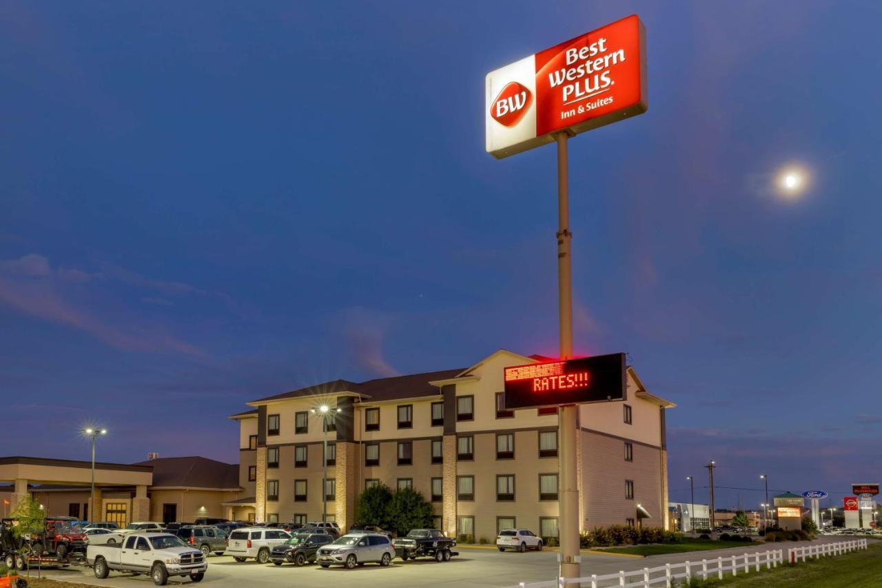 Best Western Plus North Platte Inn & Suites Exterior photo