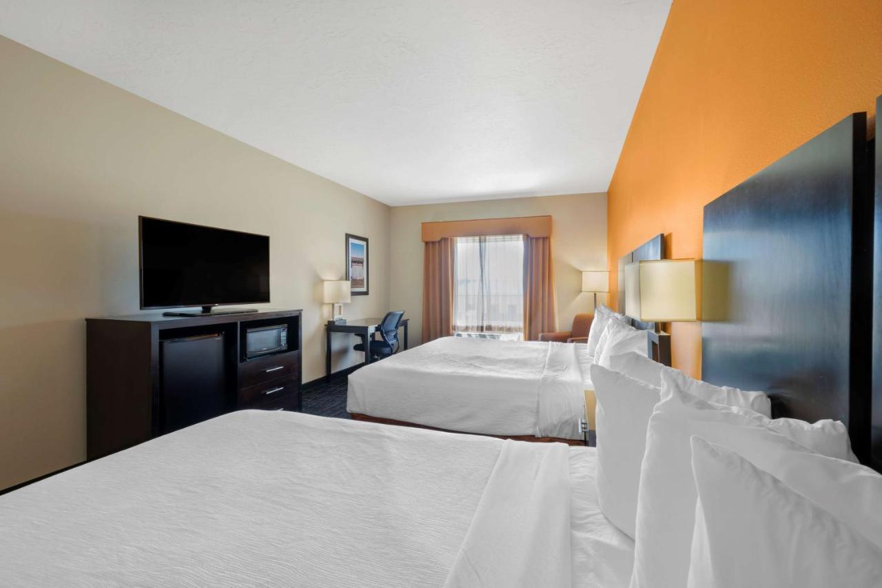 Best Western Plus North Platte Inn & Suites Exterior photo