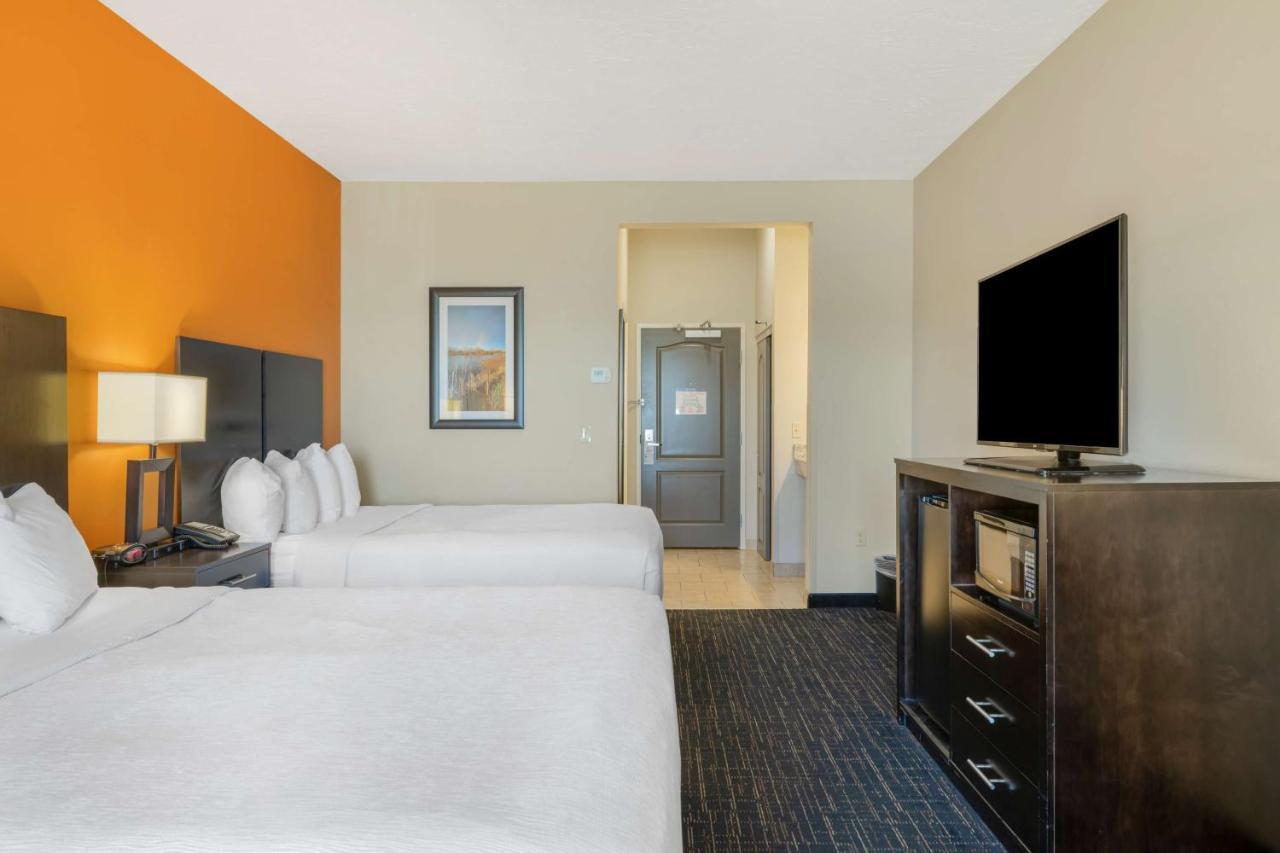 Best Western Plus North Platte Inn & Suites Exterior photo