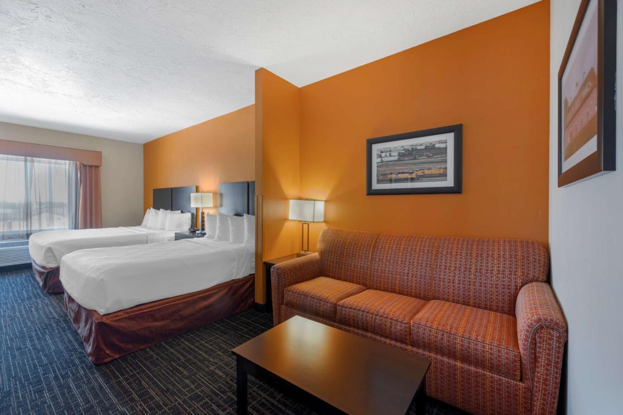 Best Western Plus North Platte Inn & Suites Exterior photo